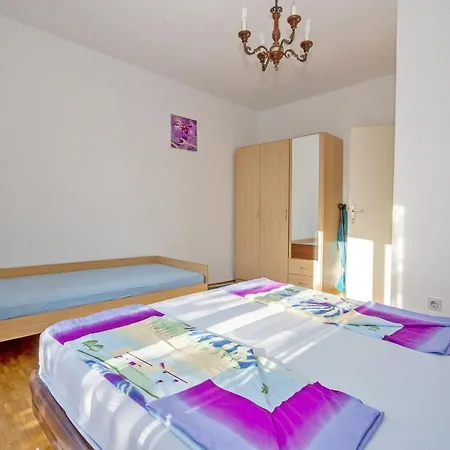 Apartment Josip *