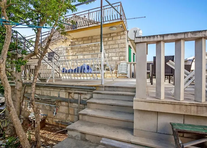 Josip Apartment Supetar